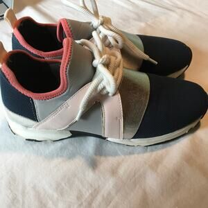 Adorable CARVELA sneakers! Size 38